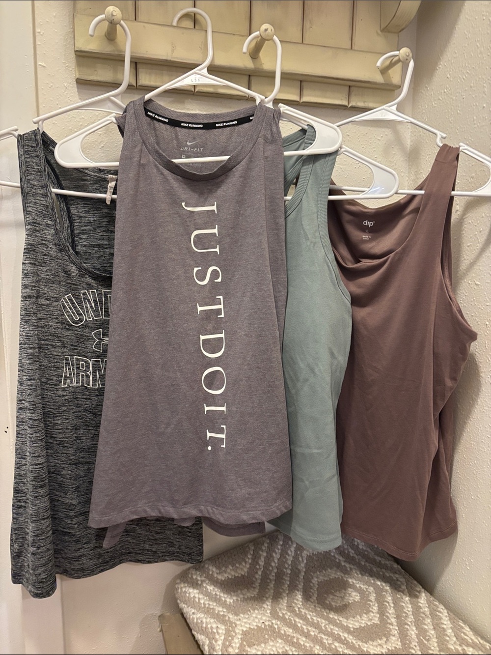 Women’s Work Out Tops